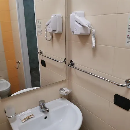 Nunu Frühstückspension 4*