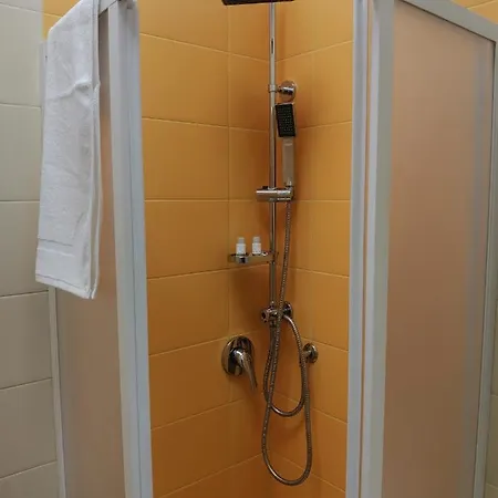 Nunu Frühstückspension Acri